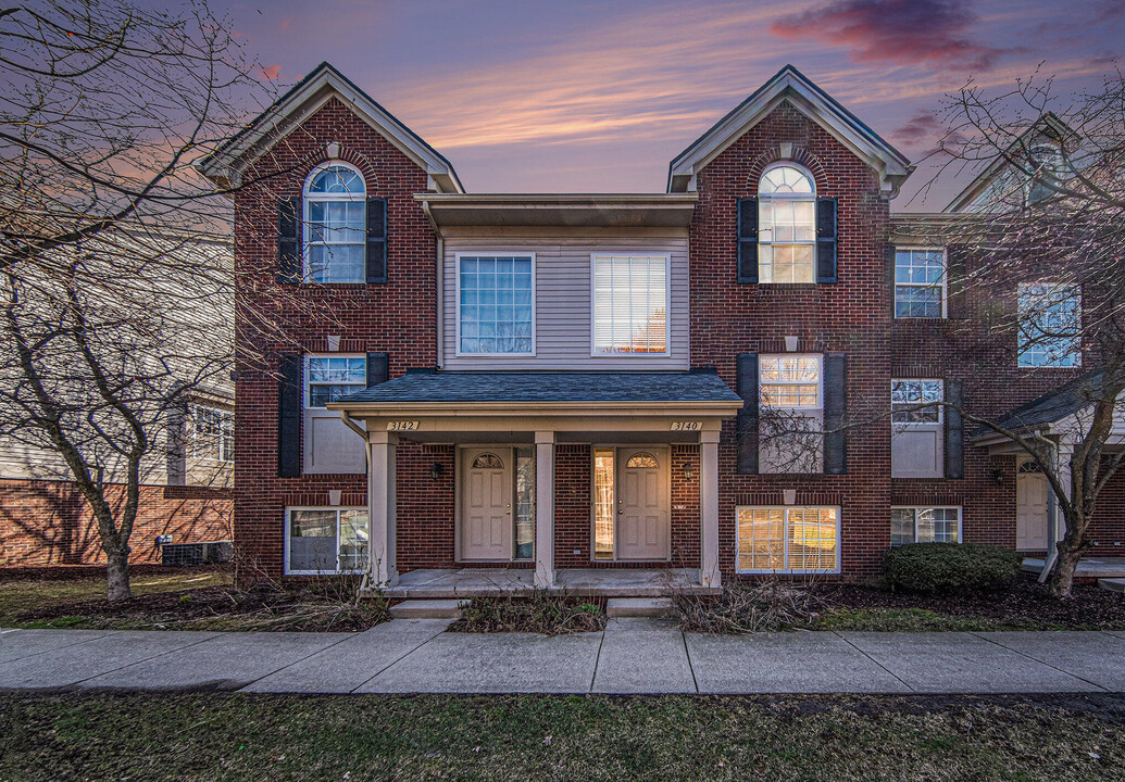 3140 Promenade Cir in Ann Arbor, MI - Foto de edificio