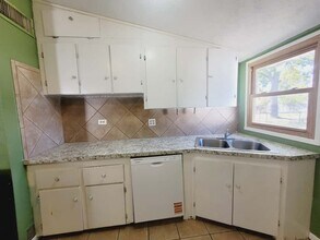 412 West Ave in Grand Island, NE - Building Photo - Building Photo