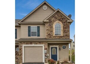 Channing Drive Townhomes & Oakley Lane Villas in Chambersburg, PA - Building Photo - Building Photo