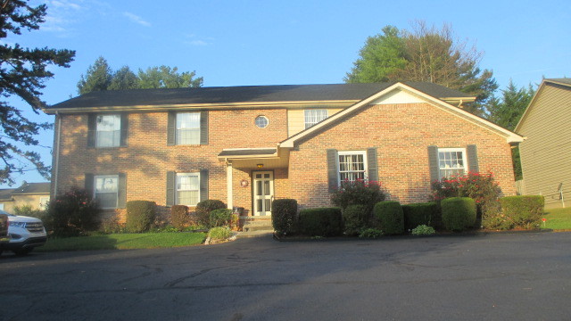 2111 Belle Terra Rd in Knoxville, TN - Foto de edificio
