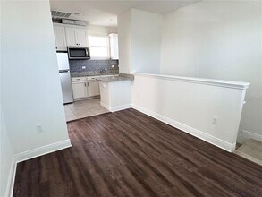 8347 Lookout Pointe Dr in Windermere, FL - Building Photo - Building Photo