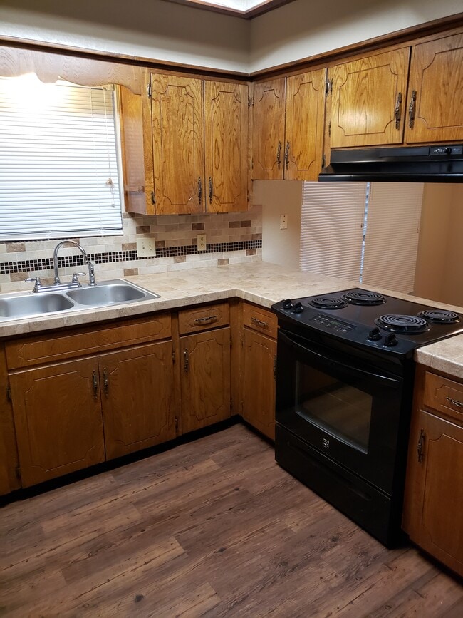 4809 Goldeneye Dr in Corpus Christi, TX - Building Photo - Building Photo