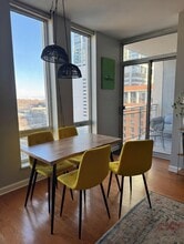 1250 S Michigan Ave, Unit 1250 S. Michigan Ave 1005 in Chicago, IL - Foto de edificio - Building Photo