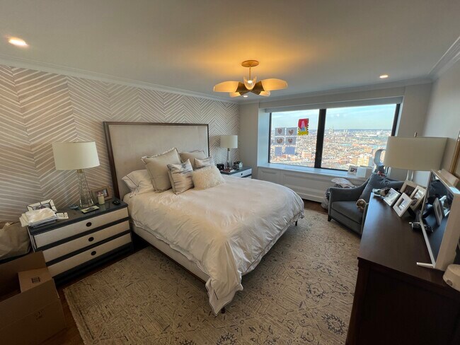 85 E India Row, Unit 37ABC in Boston, MA - Building Photo - Building Photo