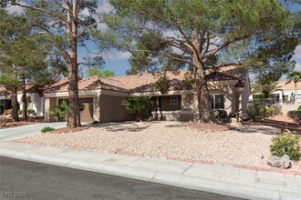2845 Carmel Ridge Dr in Las Vegas, NV - Building Photo - Building Photo