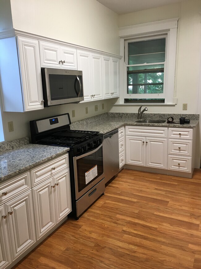 3366 Morrison Ave Apartments and Nearby Cincinnati Apartments For Rent