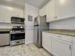121 Bennett Avenue in New York, NY - Building Photo - Floor Plan