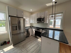 132 Buttonwood St in Boston, MA - Building Photo - Building Photo