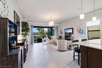 13441 Coronado Dr in Naples, FL - Foto de edificio - Building Photo
