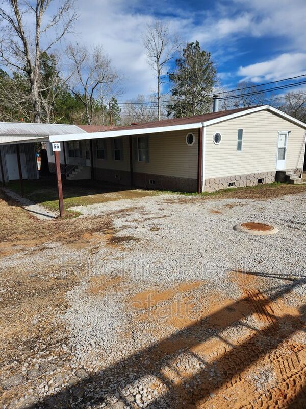 21459 Highway 167 in Dry Prong, LA - Foto de edificio - Building Photo