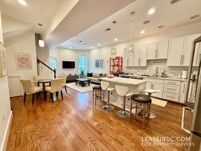 2616 Garfield St NW in Washington, DC - Building Photo - Building Photo