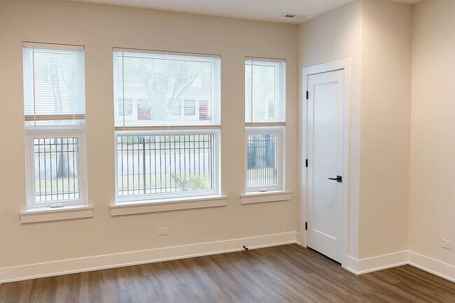 4608 S Indiana Ave in Chicago, IL - Building Photo - Building Photo