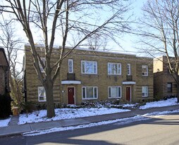 99-101 Chatsworth Dr in Toronto, ON - Building Photo