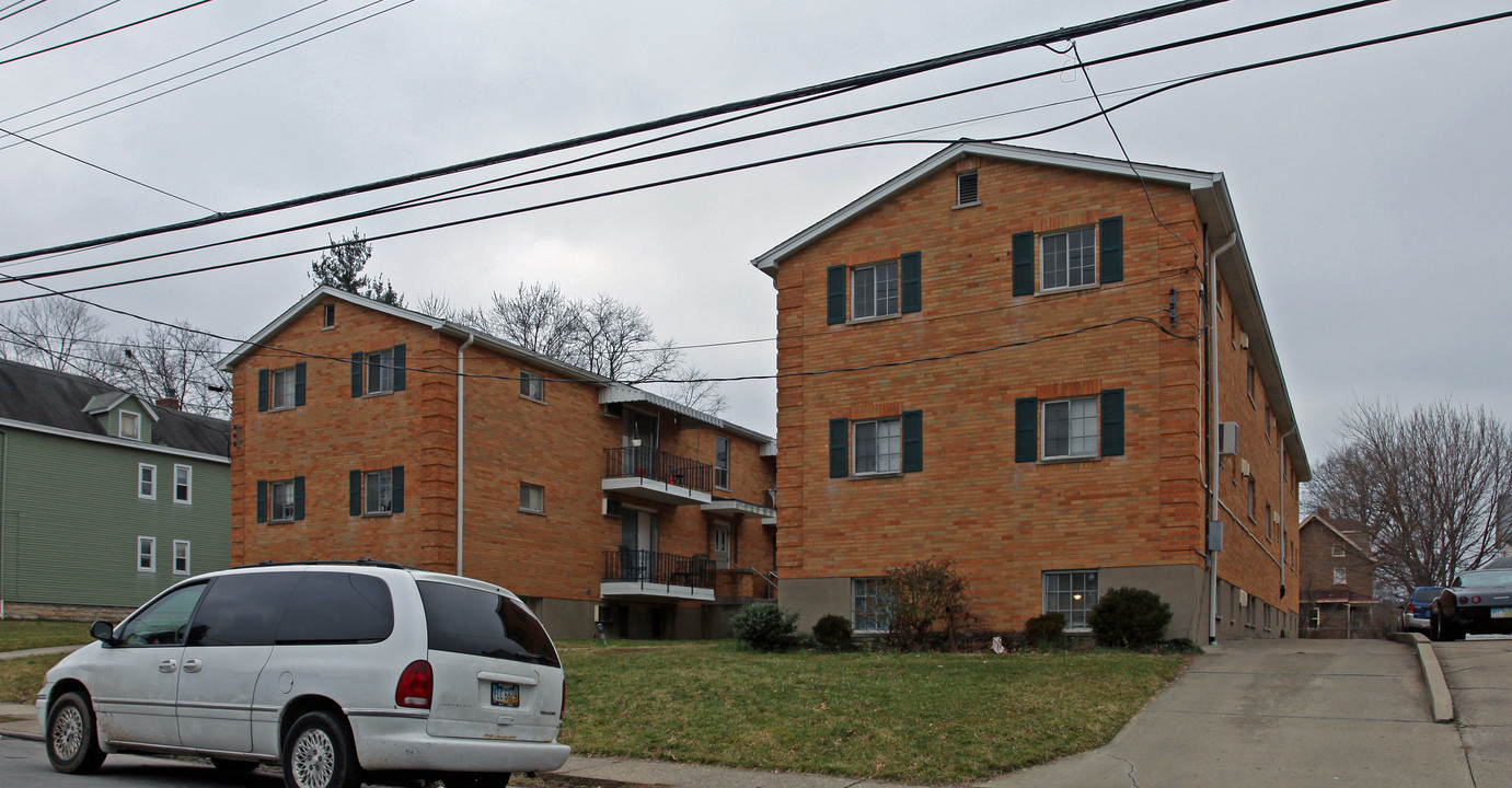 4303 Allison St in Cincinnati, OH - Building Photo