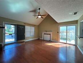 3990 Roebling Ln in Virginia Beach, VA - Building Photo - Building Photo