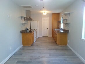 1805 Lucile Ave in Wichita Falls, TX - Building Photo - Building Photo