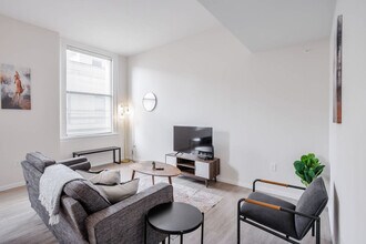 9-JAN-JAN E 4th St, Unit ID1404474P in Cincinnati, OH - Building Photo - Building Photo