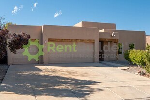 905 Loma Pinon Loop in Rio Rancho, NM - Building Photo