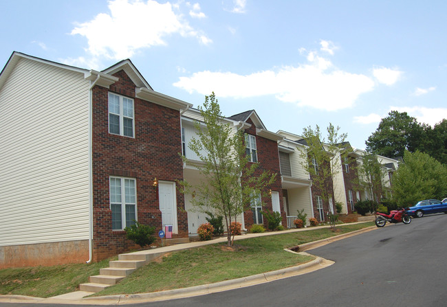 Mill Town Village in Cornelius, NC - Building Photo - Building Photo