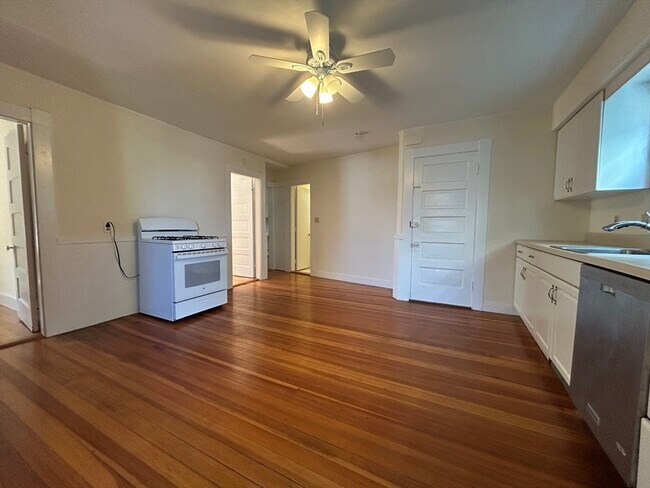 6 Horton St in Salem, MA - Building Photo - Building Photo