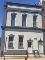 1000 N Wood St in Chicago, IL - Building Photo