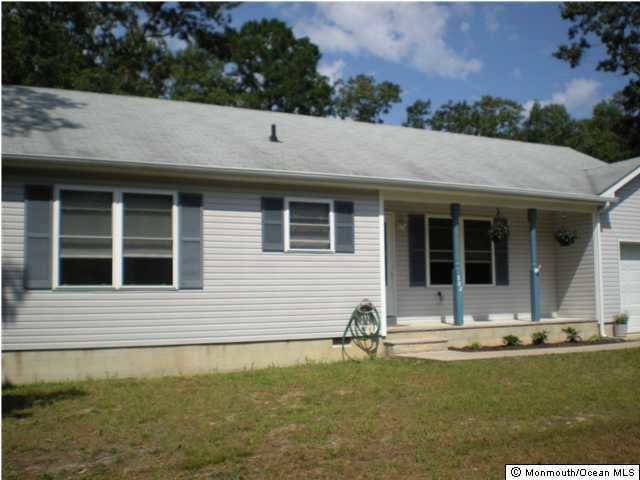 328 Raymond Rd in Forked River, NJ - Building Photo - Building Photo