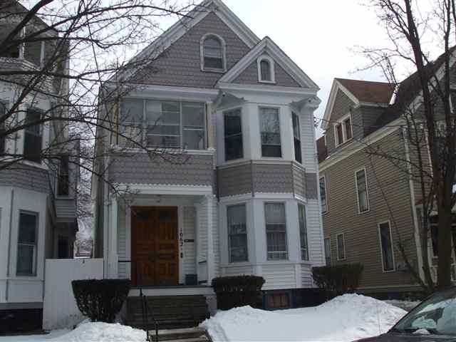 1062 Gillespie St in Schenectady, NY - Foto de edificio