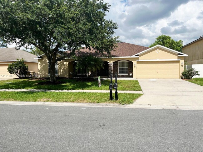 property at 3085 Mandolin Dr
