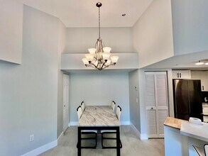 2033 SE 10th Ave in Fort Lauderdale, FL - Building Photo - Building Photo