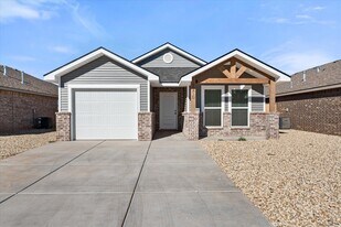 7210 35th St in Lubbock, TX - Building Photo