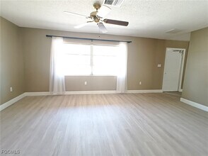 1848 Winkler Ave in Ft. Myers, FL - Building Photo - Building Photo