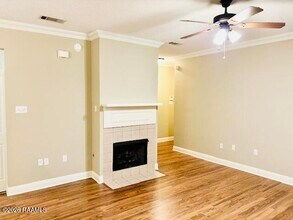 4464 Highland Rd in Baton Rouge, LA - Building Photo - Building Photo