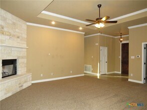 10102 Taylor Renee Dr in Killeen, TX - Building Photo - Building Photo