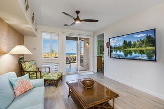 75-6060-6060 Kuakini Hwy in Kailua Kona, HI - Building Photo - Building Photo