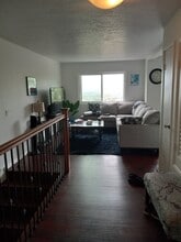 4238 Vista Panorama Way in Oceanside, CA - Foto de edificio - Building Photo