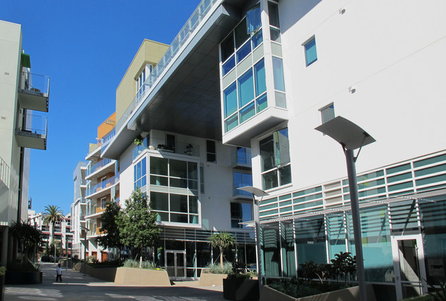 The Waverly in Santa Monica, CA - Building Photo - Building Photo