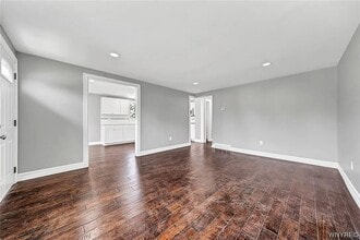 51 W 2nd St in Depew, NY - Building Photo - Building Photo