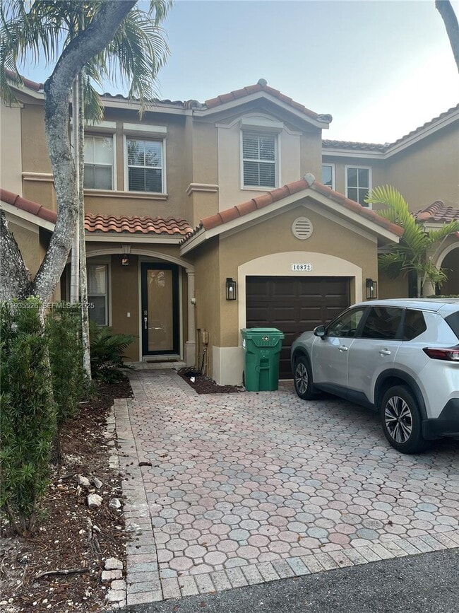 property at 10872 SW 89th St