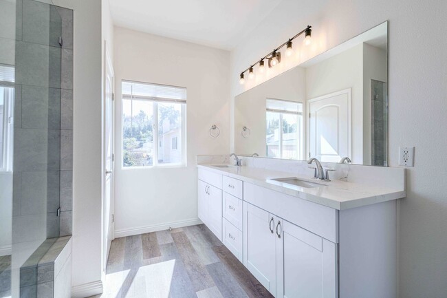 property at 136 N Tiana Ln