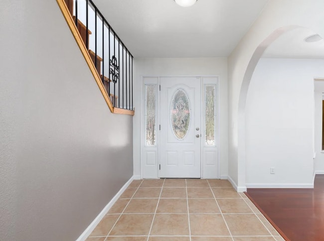 1088 Palomino Rd in Cloverdale, CA - Building Photo - Building Photo