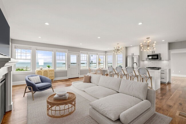 property at 176 Winthrop Shore Dr