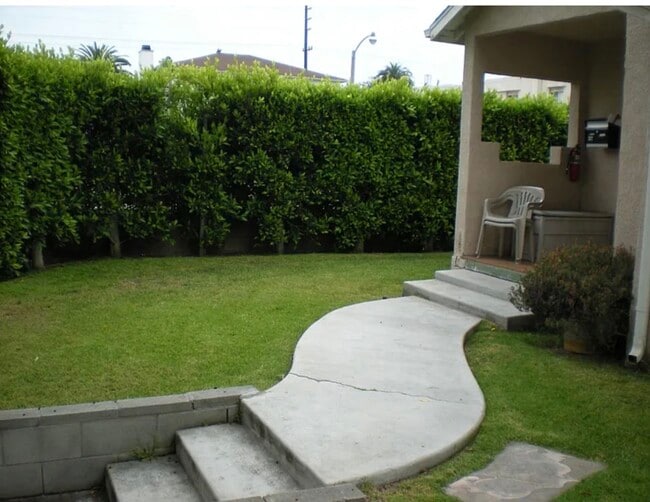 1959 20th St, Unit C in Santa Monica, CA - Building Photo - Building Photo