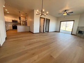 2424 Caolinn Pl in Brandon, SD - Building Photo