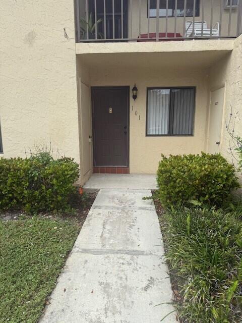 21955 Tidewater Terrace in Boca Raton, FL - Building Photo