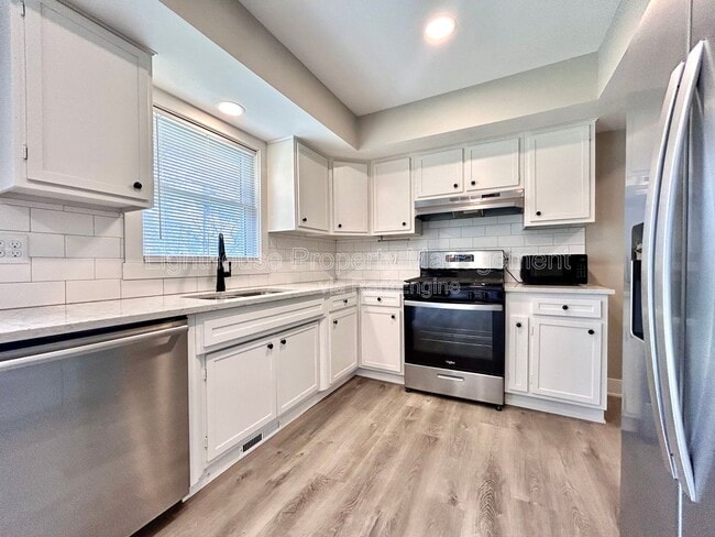 818 Delray Ave SE in Grand Rapids, MI - Building Photo - Building Photo