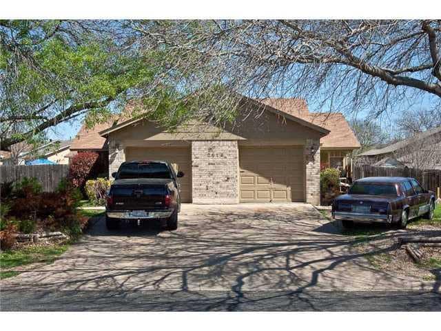 property at 2114 Cedar Bend Dr