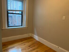 13 Wiget St, Unit 1 in Boston, MA - Building Photo - Building Photo
