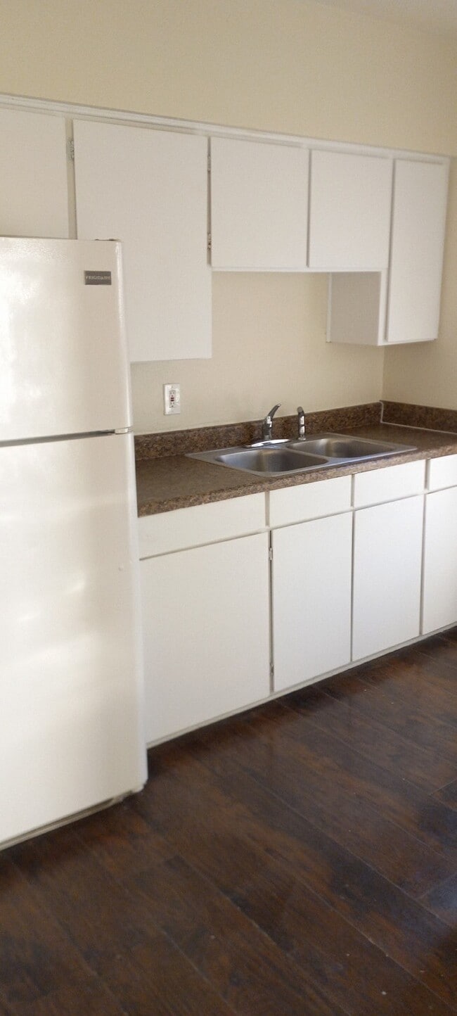 1701 Dawson St in San Antonio, TX - Building Photo - Building Photo