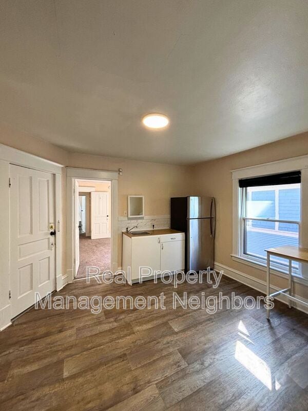 property at 216 Lafayette Ave NE
