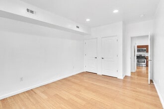162 University Ave in Newark, NJ - Building Photo - Building Photo